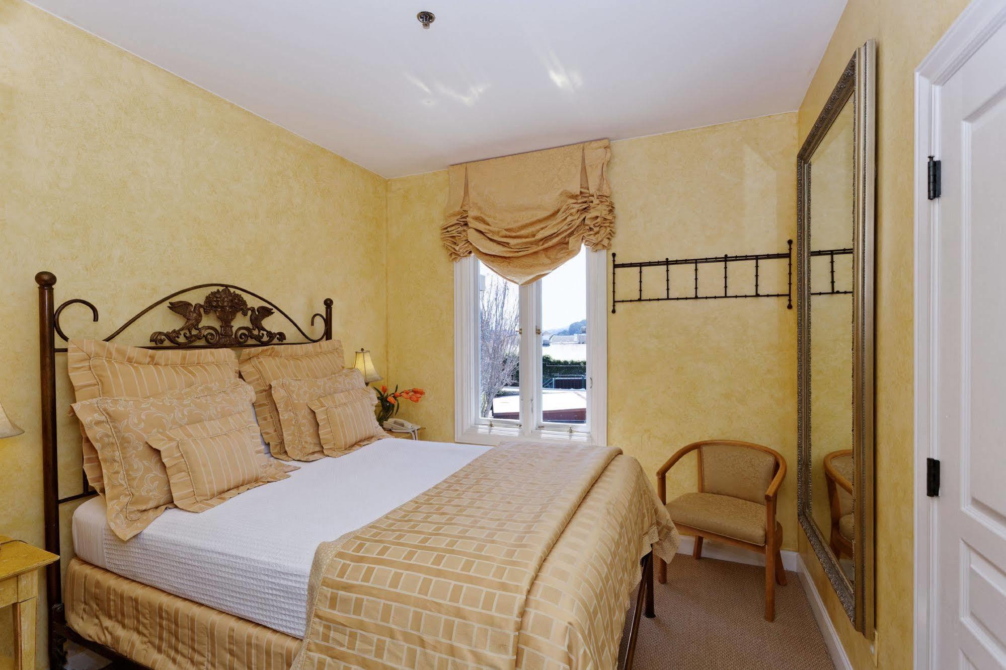 Hotel Сосалито Екстериор снимка